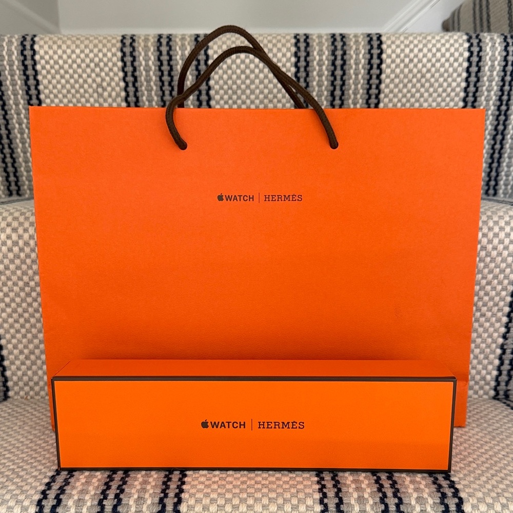 Apple Watch Hermès Series 7 41mm Silver Stainless Steel Cellular + GPS